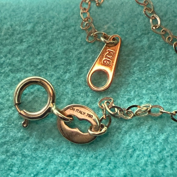 18K Solid Rose Gold Onyx Clover Alhambra Motif Bracelet - Picture 4 of 7